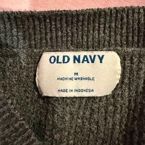 off the shoulder gray old navy sweater🩶